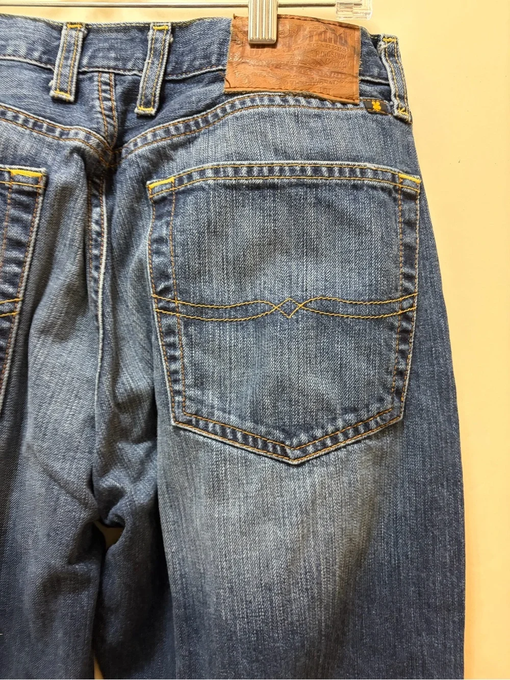 Lucky Brand classic straight